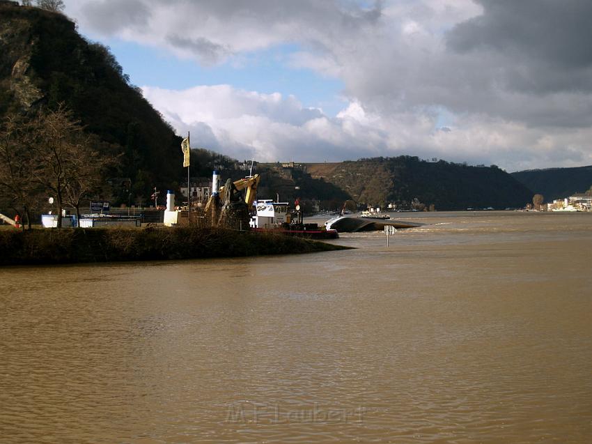 Schiff gesunken St Goarhausen Loreley P175.jpg